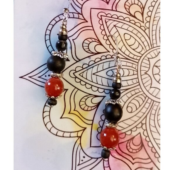 OBSIDIAN, CARNELIAN, SILVERY BALI STYLE ACCENTS - Picture 5 of 9